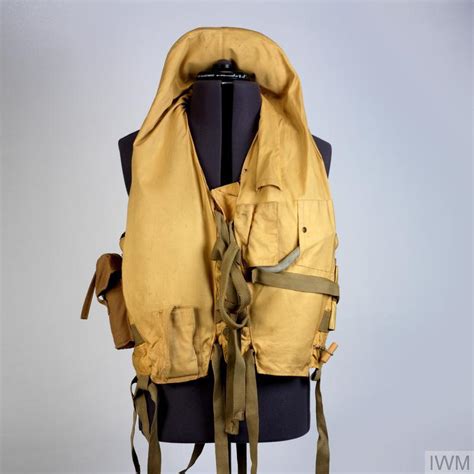 ww2 mae west life preserver